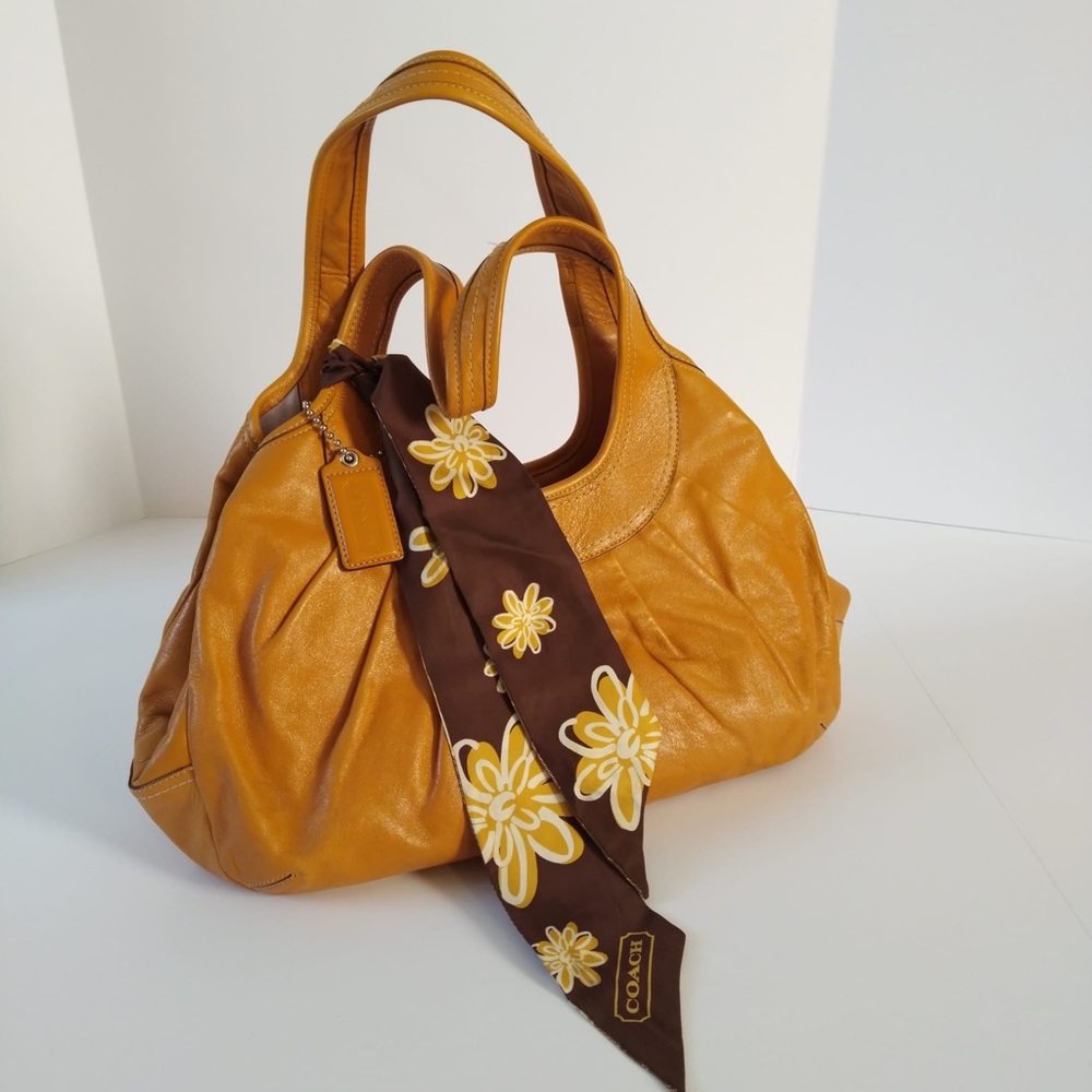 COACH BAG LEATHER MUSTARD YELLOW SNAP ON